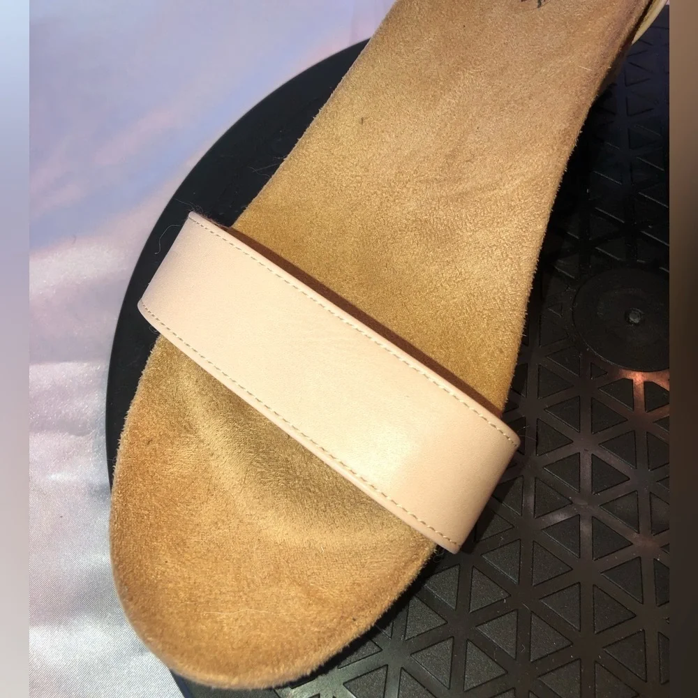 Dream Paris Platform Wedges Size 9.5 Peach